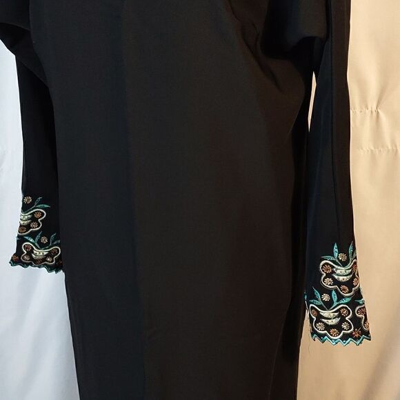 Beaded Hijab & Dress  - Picture 5 of 10